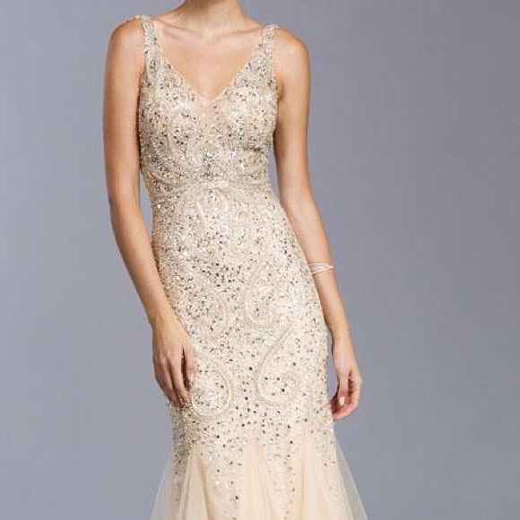 Dresses & Skirts - Gold Prom Dress